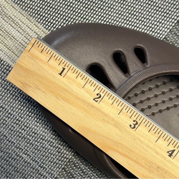 Crocs Womens Slip-On Round Toe Ballet Flats Shoes 10127 Closed Toe 9 Brown EUC - Picture 15 of 16